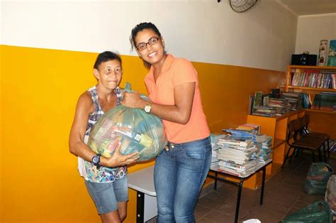 Boletim Cura Alunos Da Escola Chapeuzinho Vermelho Distribuem Mais