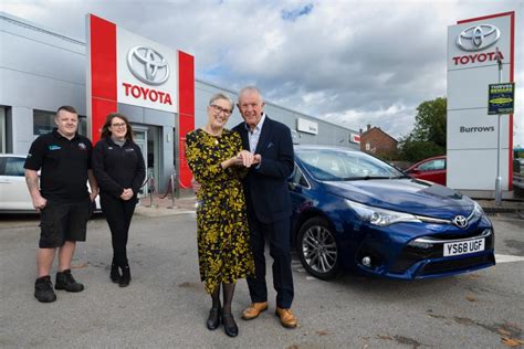 Lost Wedding Ring How Burrows Came To The Rescue Toyota Uk Magazine