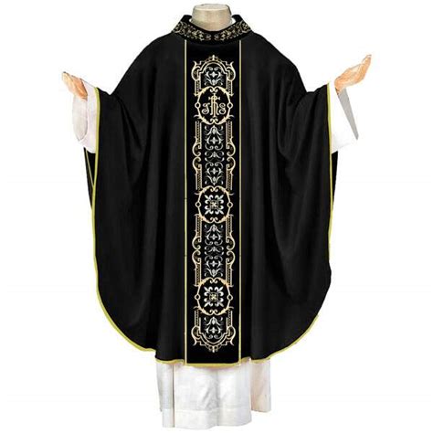 Casula Ou Caçula Qual O Correto - Qual é o Significado da Casula na Liturgia Católica?