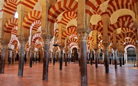 La Mezquita De Córdoba Y La Alhambra De Granada Entre Los Diez Lugares