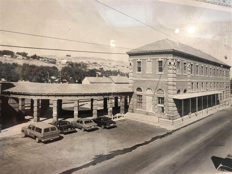 Getting to the Tesco Distribution Depot in Livingston 2
