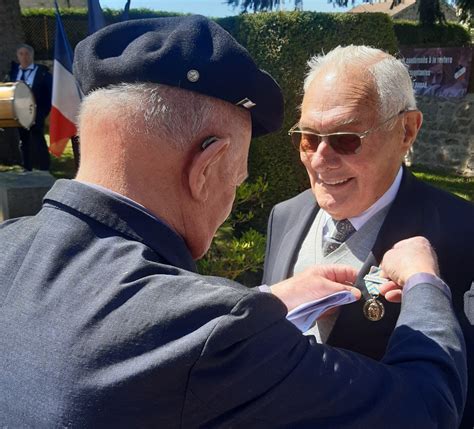 Saint Pal De Chalencon Cérémonie Du 8 Mai Un Ancien Combattant à Lhonneur