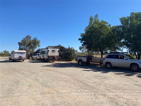 Nanutarra Roadhouse And Day Use Rest Area Petrol Station At Null