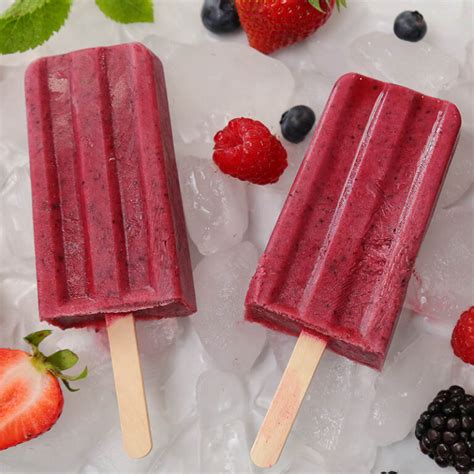 Very Berry Smoothie Pops The Domestic Geek