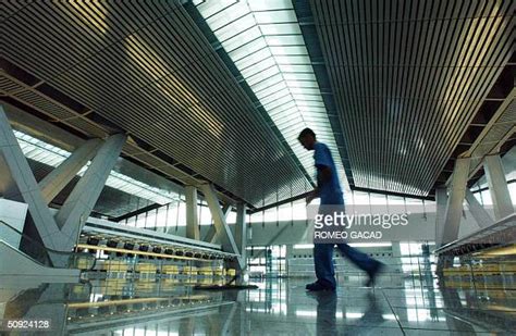 175 New Manila International Airport Stock Photos, High-Res Pictures ...