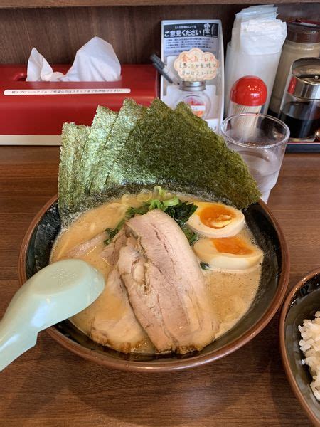 『醤油吟得ラーメン』横浜家系ラーメン 吟家 稲毛海岸店のレビュー ラーメンデータベース