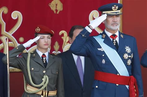 Leonor Di Borbone Compie Anni E Giura Fedelt Alla Spagna Ecco