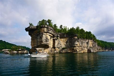 Fishing Tour on Summersville Lake - Pro River Outfitters : Pro River ...