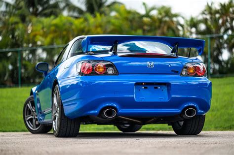 Honda S2000 High Revving Sports Car Icon Autoevolution
