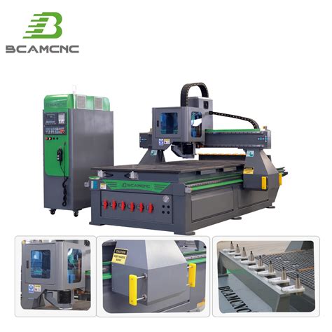 Wood Carving CNC Router Machine For Acrylic PVC Solid Wood Cutting