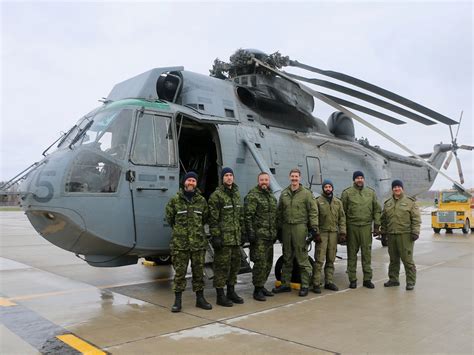 Final Flight Sea King Lands In Trenton Pacific Navy News