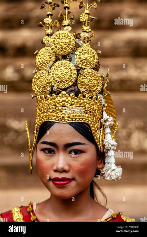 Cambodgienne Femme Banque De Photographies Et Dimages à Haute