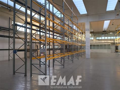 L Eccellenza Dell Ordine Emaf Scaffalature Industriali Equipaggia Il