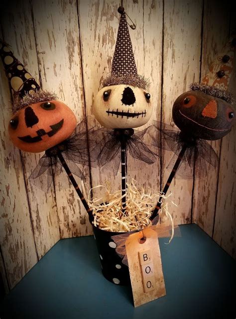 Must See Primitive Halloween Noise Makers Ornies Pumpkins Witch