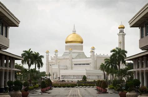 Brunei: Perplexing, Infuriating, Unforgettable - Adventurous Kate