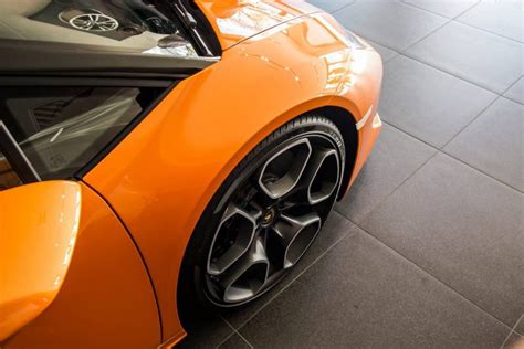 Orange Lamborghini Huracan Spyder Displayed in Madrid - GTspirit