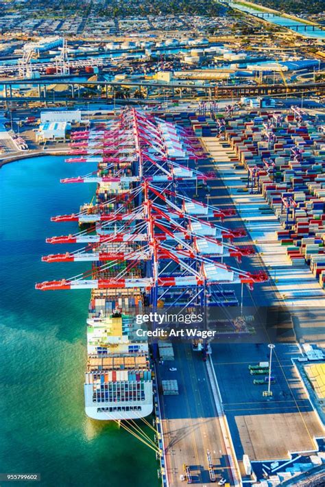 Port Of Long Beach Aerial High-Res Stock Photo - Getty Images