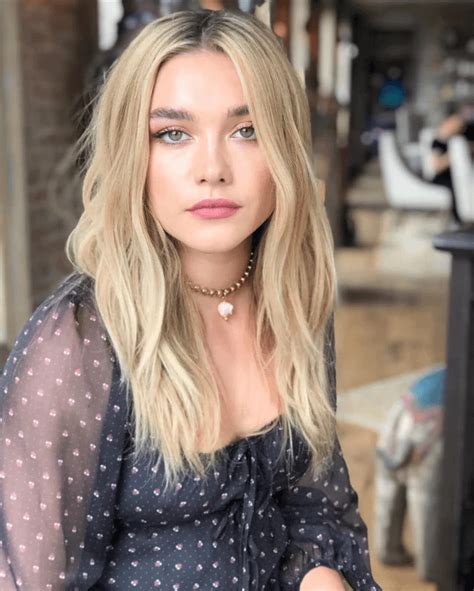 Florence Pugh Rredditcelebs