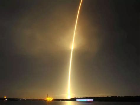 Gorgeous Photos From SpaceX S Historic Rocket Launch And Landing