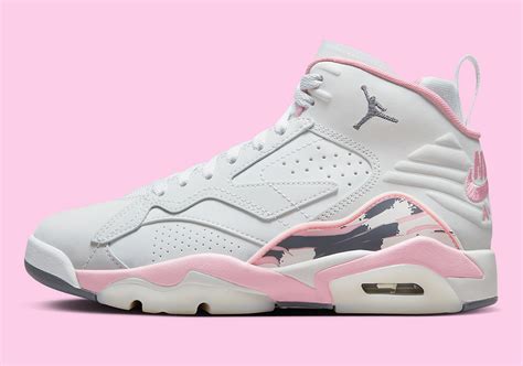 Jordan MVP 678 WMNS Shy Pink FB9019 106 SneakerNews