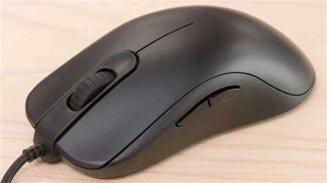 Logitech G Pro Wireless vs BenQ ZOWIE S2 Side-by-Side Mouse Comparison - RTINGS.com