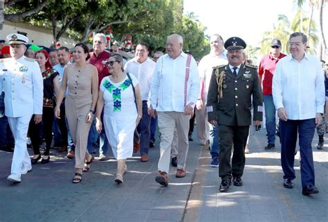 Gobernador encabeza desfile cívico militar del 16 de septiembre