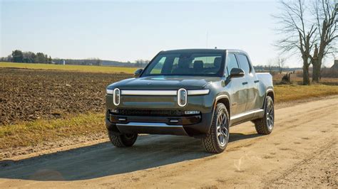 2022 Rivian R1t First Drive Review Autotraderca