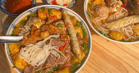 Tổng hợp 5 quán bún riêu Cầu Giấy ngon không cưỡng nổi