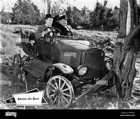 Air Raid Warden Hi Res Stock Photography And Images Alamy