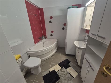 Apartament De Vanzare Iosia Camere Spatios Oradea Olx Ro