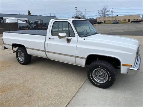 1982 Chevrolet Silverado American Hot Rods