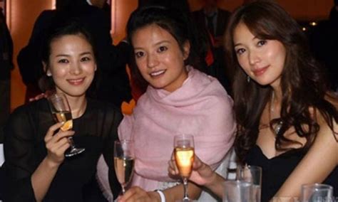 Bức ảnh cũ của 3 mỹ nhân Hàn Trung Đài bỗng hot trở lại Triệu Vy