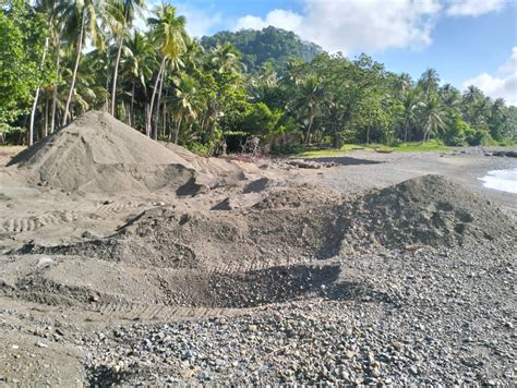 Pemkot Ternate Bantah Keruk Pasir Di Batang Dua Merusak Lingkungan