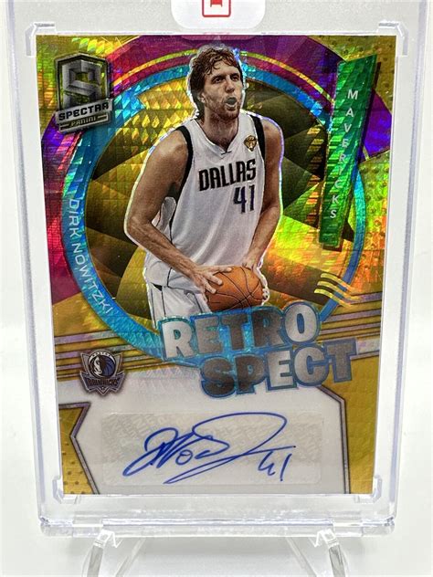 Panini Spectra Dirk Nowitzki Retrospect Auto Asia Gold Prizm