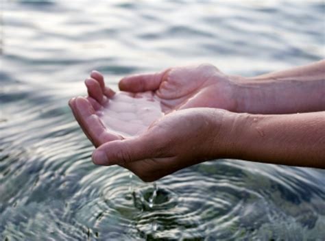 Der Erde Geht Das Trinkwasser Aus Aktuelles Grander International