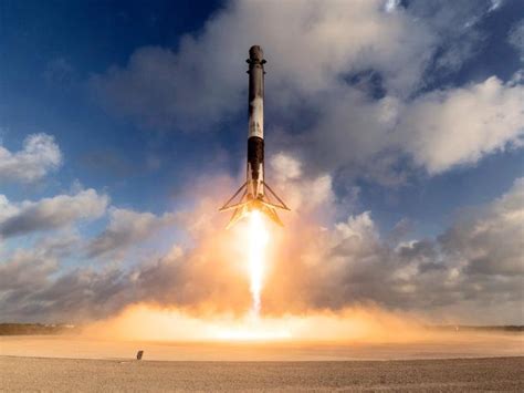 马斯克又发奇想：用大气球减速上级火箭进行回收 Spacex 火箭 马斯克 新浪科技 新浪网