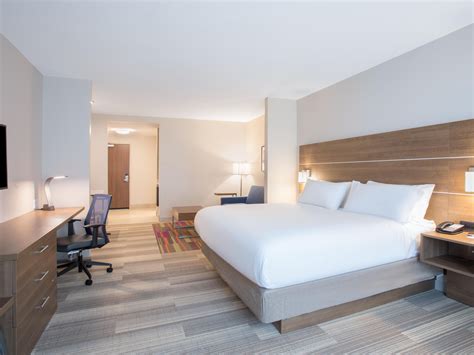 Hotel in Owings Mills | Holiday Inn Express & Suites Owings Mills