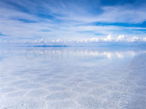玻利维亚高清图片_Salar de Uyuni 盐白色平原沙漠，安第斯高原，玻利维亚。玻利维亚乌尤尼盐沼_风景名胜免费下载_jpg格式 ...