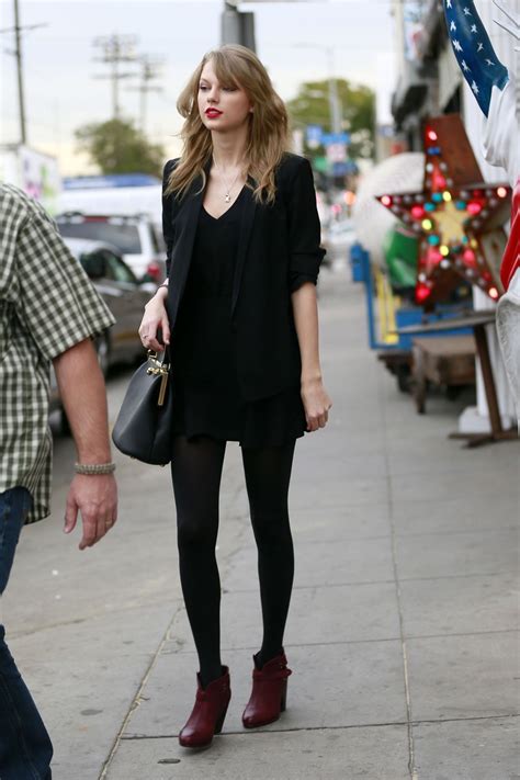 Street Styles Taylor Swift Style 54 Classy Elegant And Casual Outfits