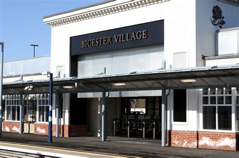 Bicester Village Train Station | IQ PROJECTS