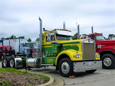 V A Transport S Kenworth Semi Tractor Taken At The ATHS Flickr