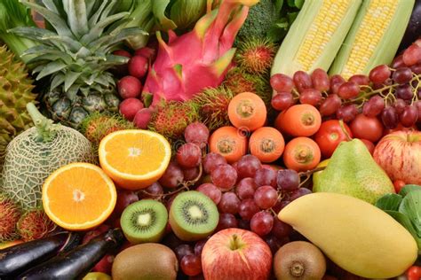 Produtos Orgânicos Tropicais Das Frutas E Legumes Foto de Stock