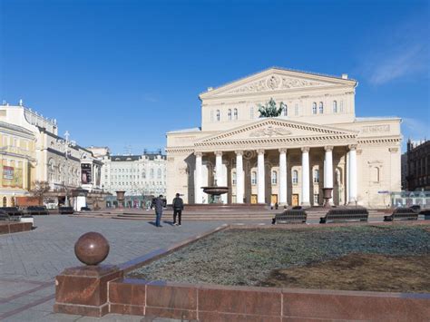 Beautiful Building of the Bolshoi Theatre, Moscow Editorial Stock Photo ...