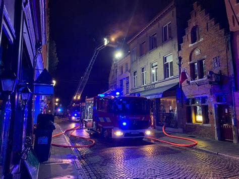 Video Zware Brand Verwoest Restaurant T Lammetje In Het Centrum Van