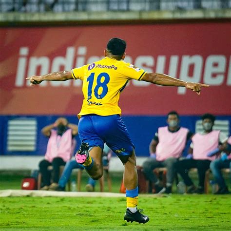 Jamshedpur FC 0 1 Kerala Blasters FC Player Ratings As Tuskers Pick Up