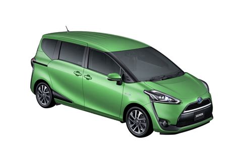 Toyota Sienta to launch in Malaysia in August, RM90k? Toyota Sienta 14 ...