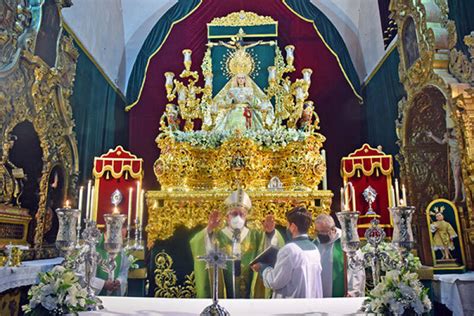 Misa estacional con motivo del 50 Aniversario de la Coronación de la