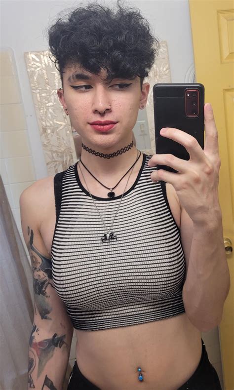 Feeling Both Very Androgynous And Hot With My New Haircut 😈🖤 R Androgynoushotties