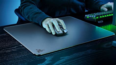 Razer Now Sells a Tempered Glass Mousepad