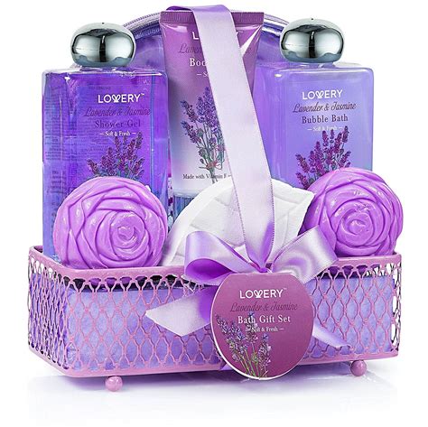 Spa Gift Basket - Luxurious 7 Piece Bath & Body Set For Women, Lavender ...